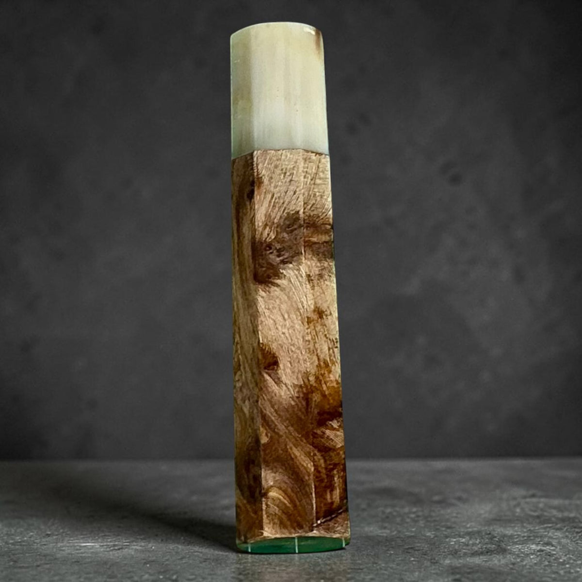 Messergriff aus Zypressenholz und Horn, 116 mm, Griff 3, goldbraune, wirbelnde Maserung und helle Hornzwinge #handle_handle 3