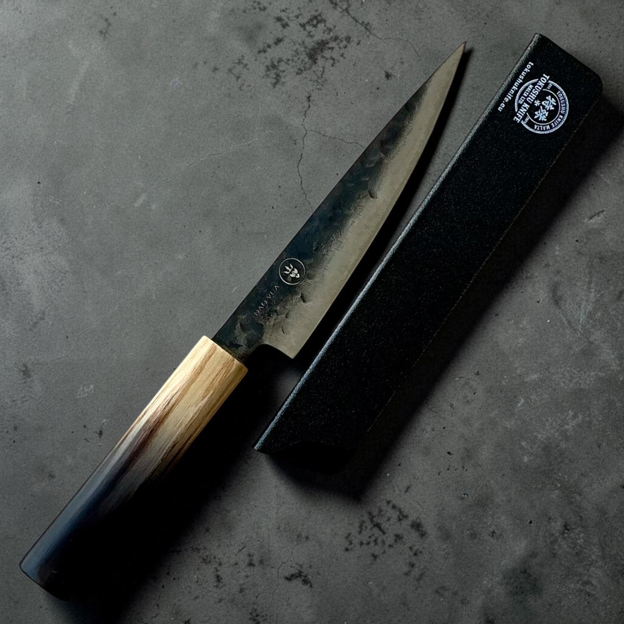 Dao Vua V3 52100 Kuro Tsuchime Petty with included Tokushu Knife Malta blade guard - front side