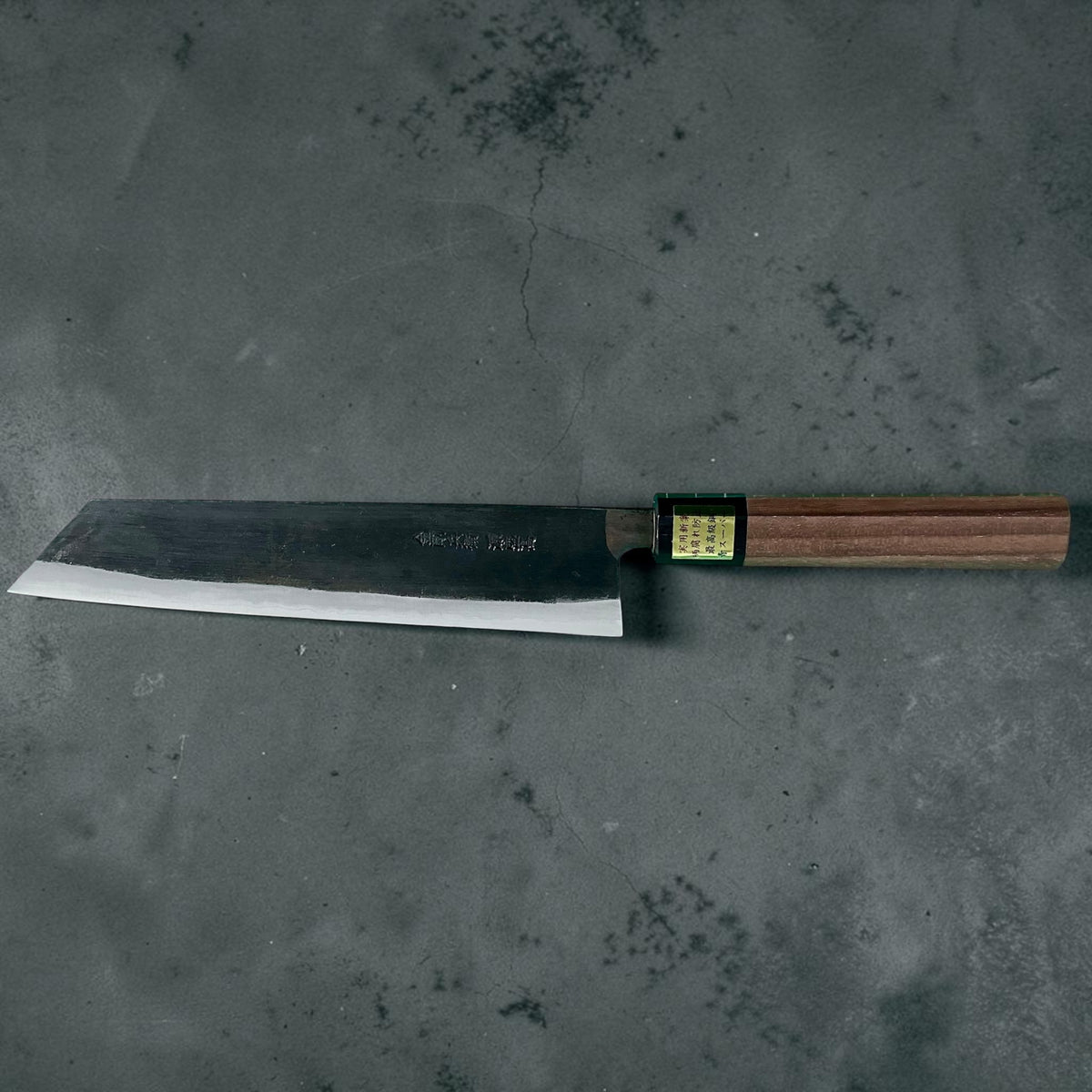 Moritaka Aogami Super Kiritsuke 210mm, lato inciso a tutta lunghezza