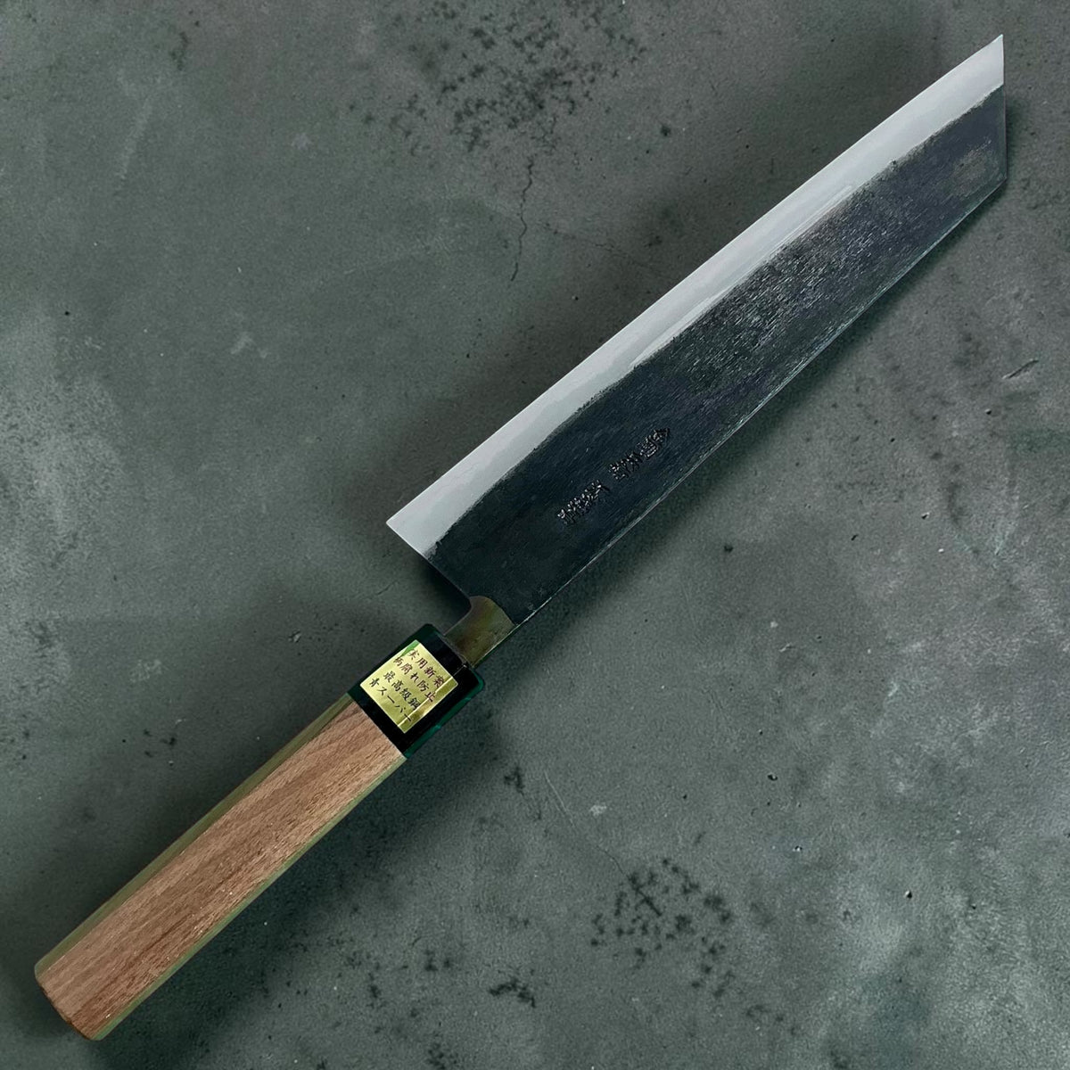 Moritaka Aogami Super Kiritsuke 240mm met walnotenhouten handvat, zijde met gravure
