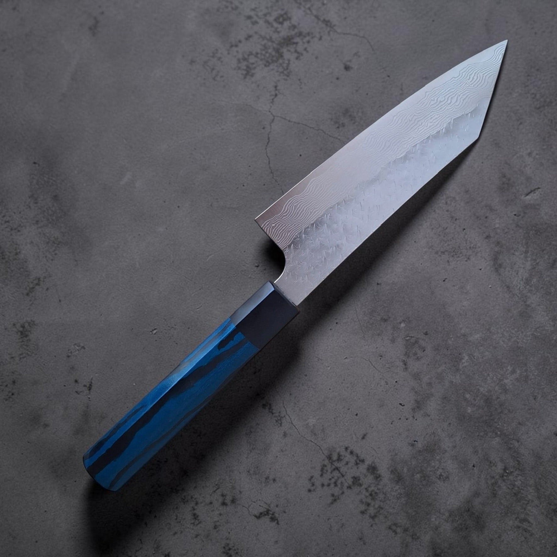 Nigara SG-STRIX Damascus Bunka 170mm with indigo dyed handle, reverse side view