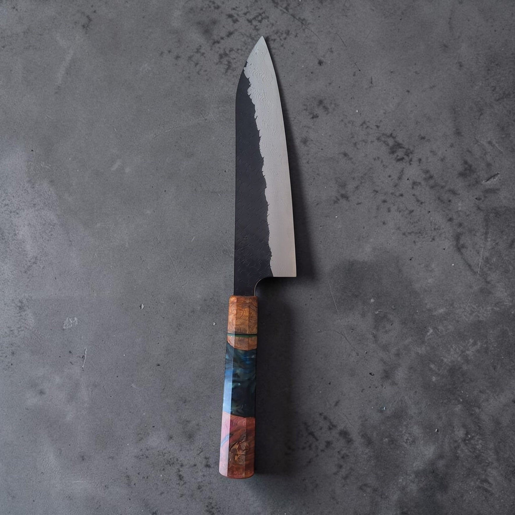 Nigara SG-STRIX Kurouchi Damascus Gyuto 210mm, reverse full-length view of blade and Prisma handle