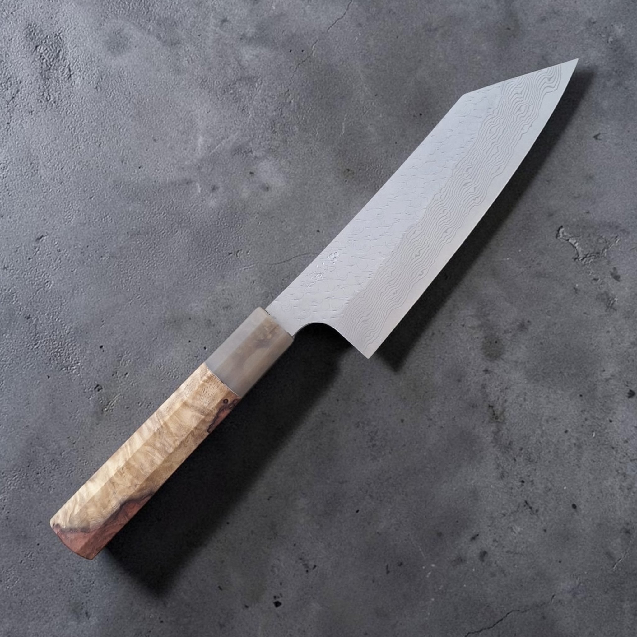 Nigara SG STRIX Tsuchime Damascus Bunka with amboyna handle, hero shot.