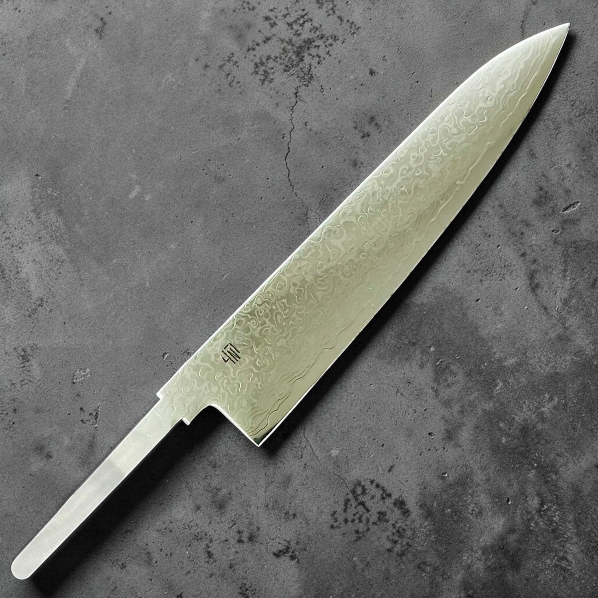 Sakamoto Ginsan No. 3 Damascus Gyuto 210mm blade only, front view #handle_blade only