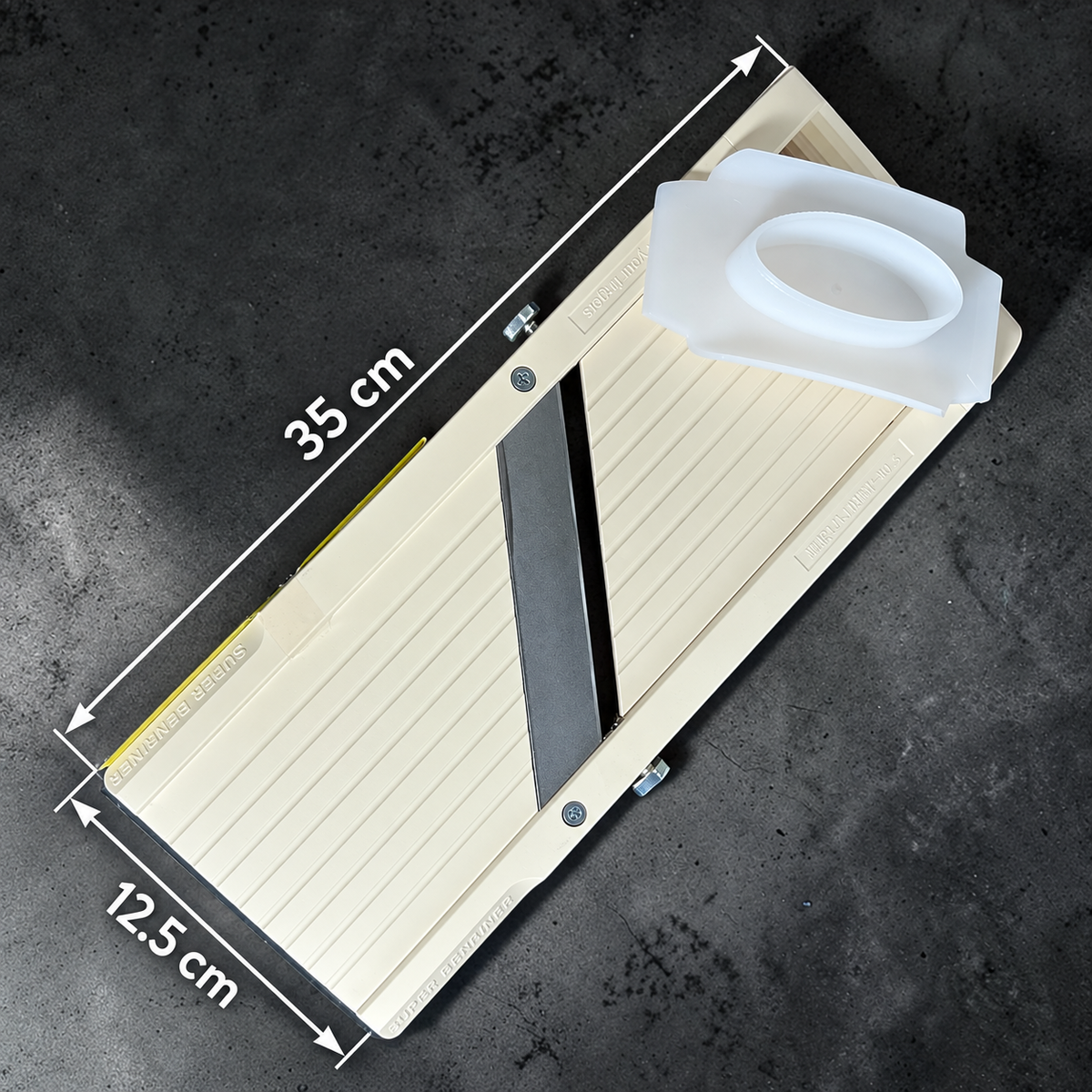 Super Benriner Classic with food holder and dimension arrows showing 35 cm overall length and 12.5 cm overall width