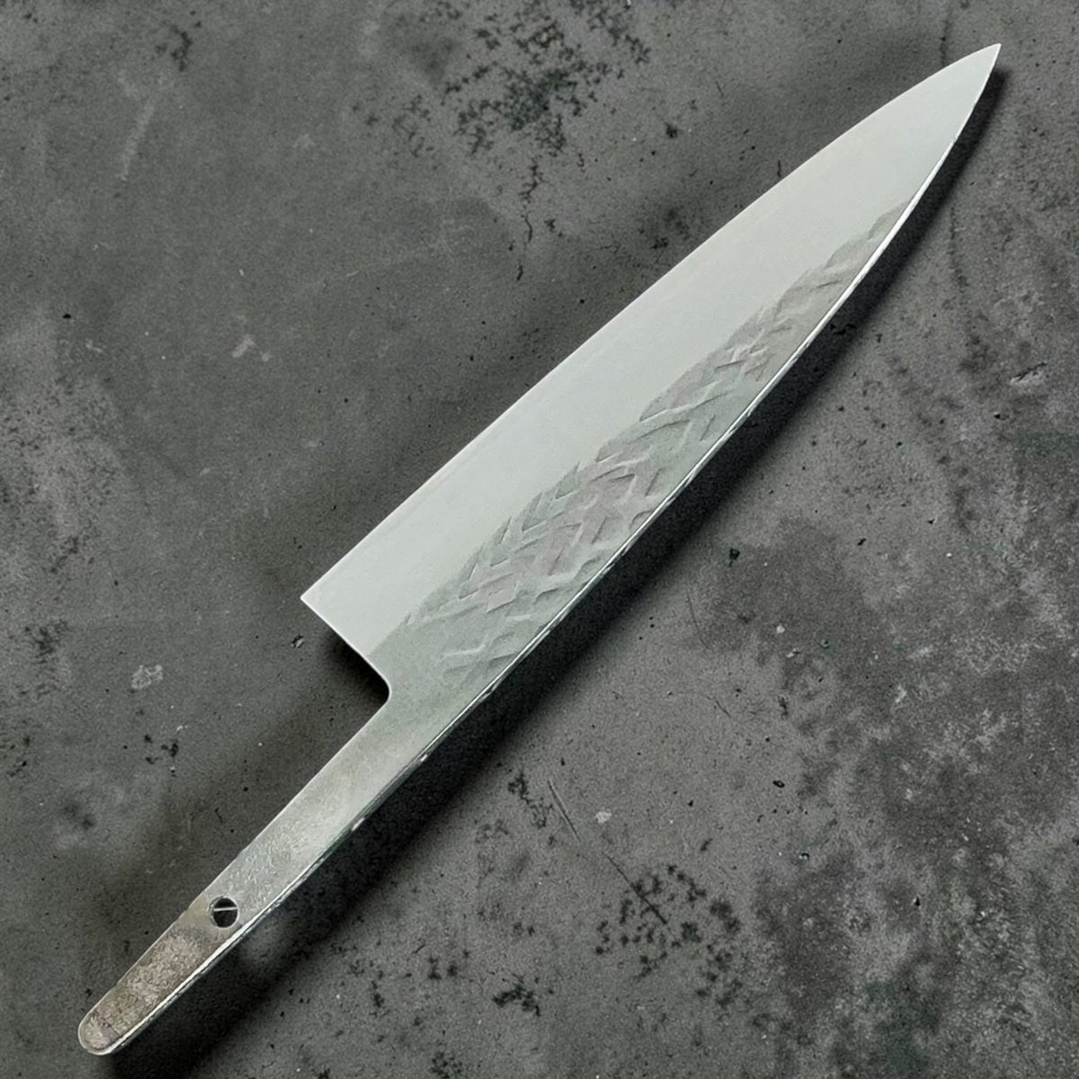 Tokushu Knife Hammertone SLD Petty 135mm, alleen lemmet, lemmet en angel aan de achterzijde #handle_blade only