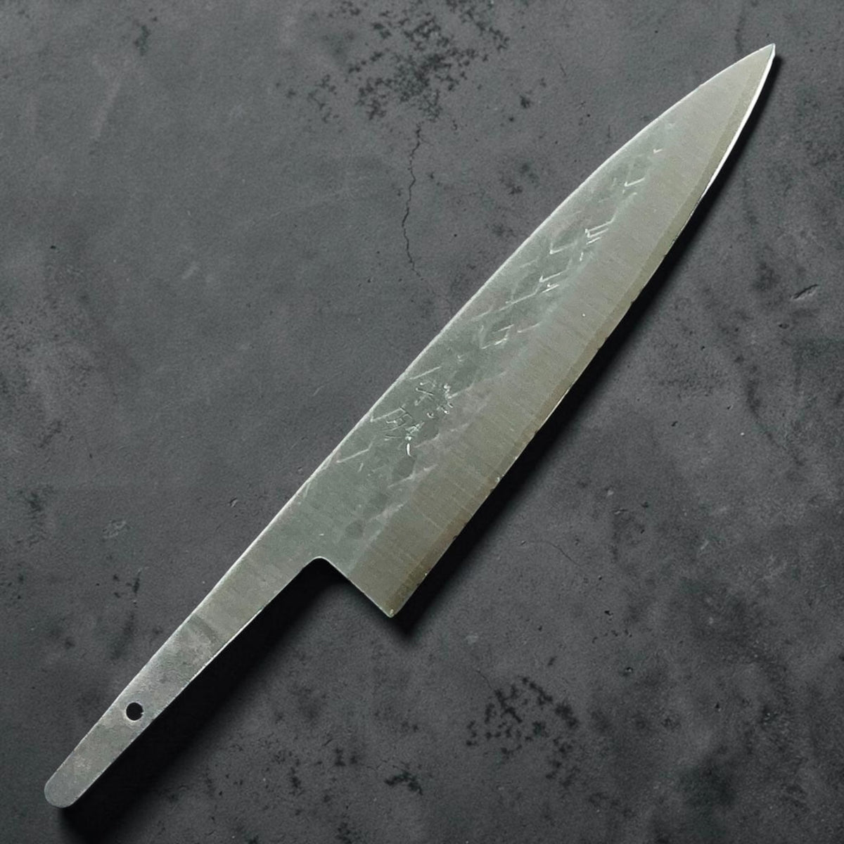 Tokushu Knife Hammertone SLD Hiraki Petty 165mm, samo ostrze, widok z przodu #handle_blade only