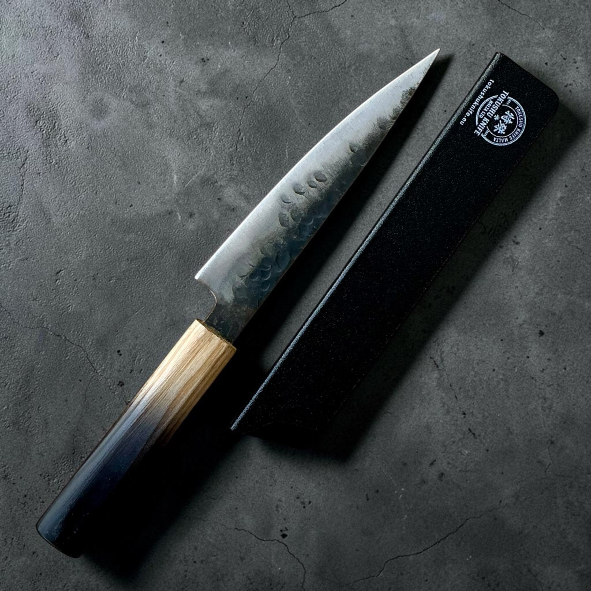 Dao Vua V3 52100 Kuro Tsuchime Petty with included Tokushu Knife Malta blade guard - reverse side
