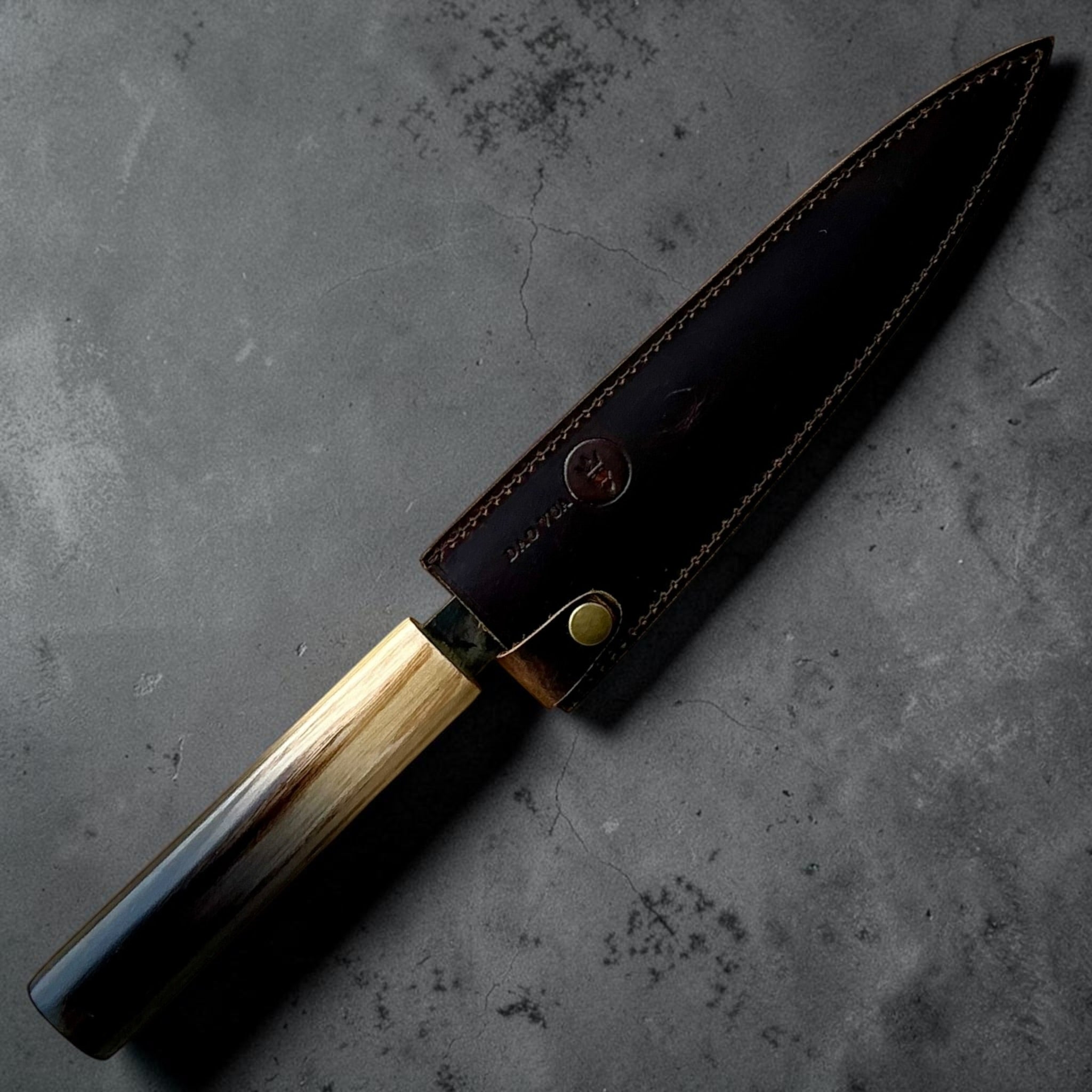 Dao Vua V3 52100 Kuro Tsuchime Petty in leather sheath - front