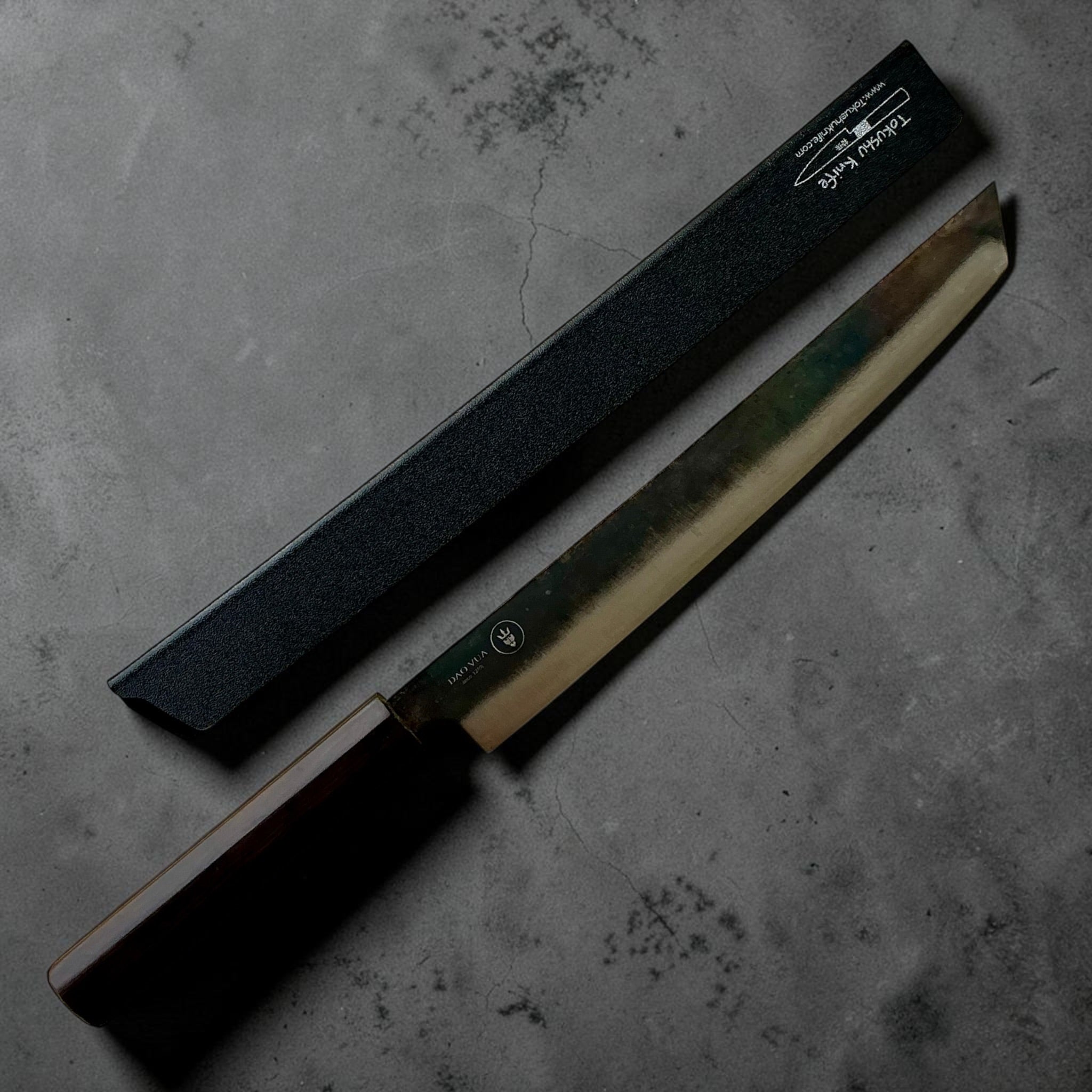 Dao Vua V3 52100 Kurouchi Sujihiki 270mm with Tokushu Knife Malta blade guard