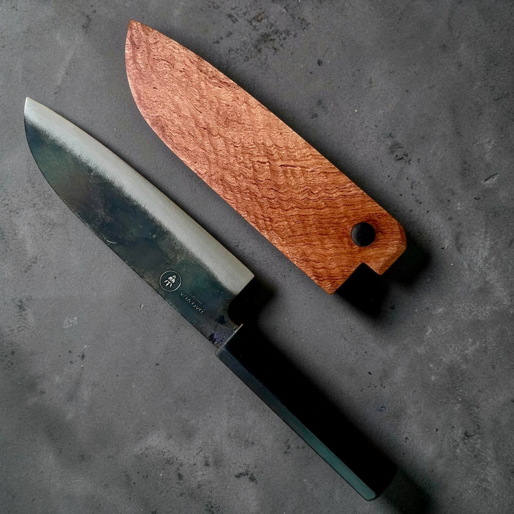 Dao Vua V3 52100 Kuro Tsuchime Santoku 165mm with burnt wood handle and wooden saya