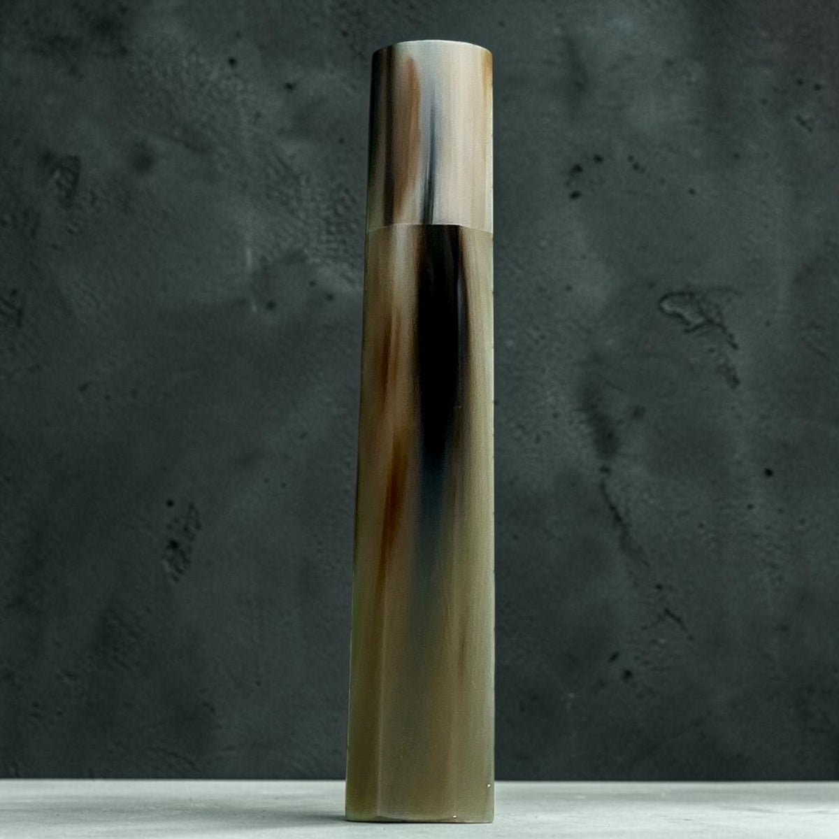 Full horn knife handle, 135 mm, Handle 1, blonde horn with a bold black streak #handle_handle 1