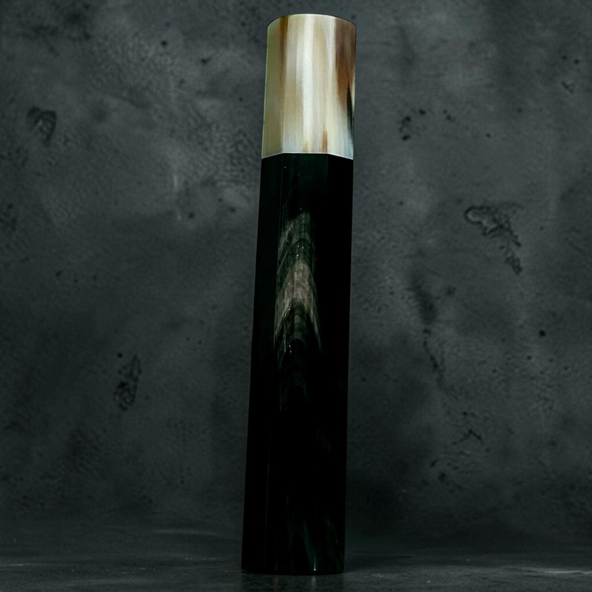 Full horn knife handle, 135 mm, Handle 2, dark horn body and cream horn ferrule #handle_handle 2