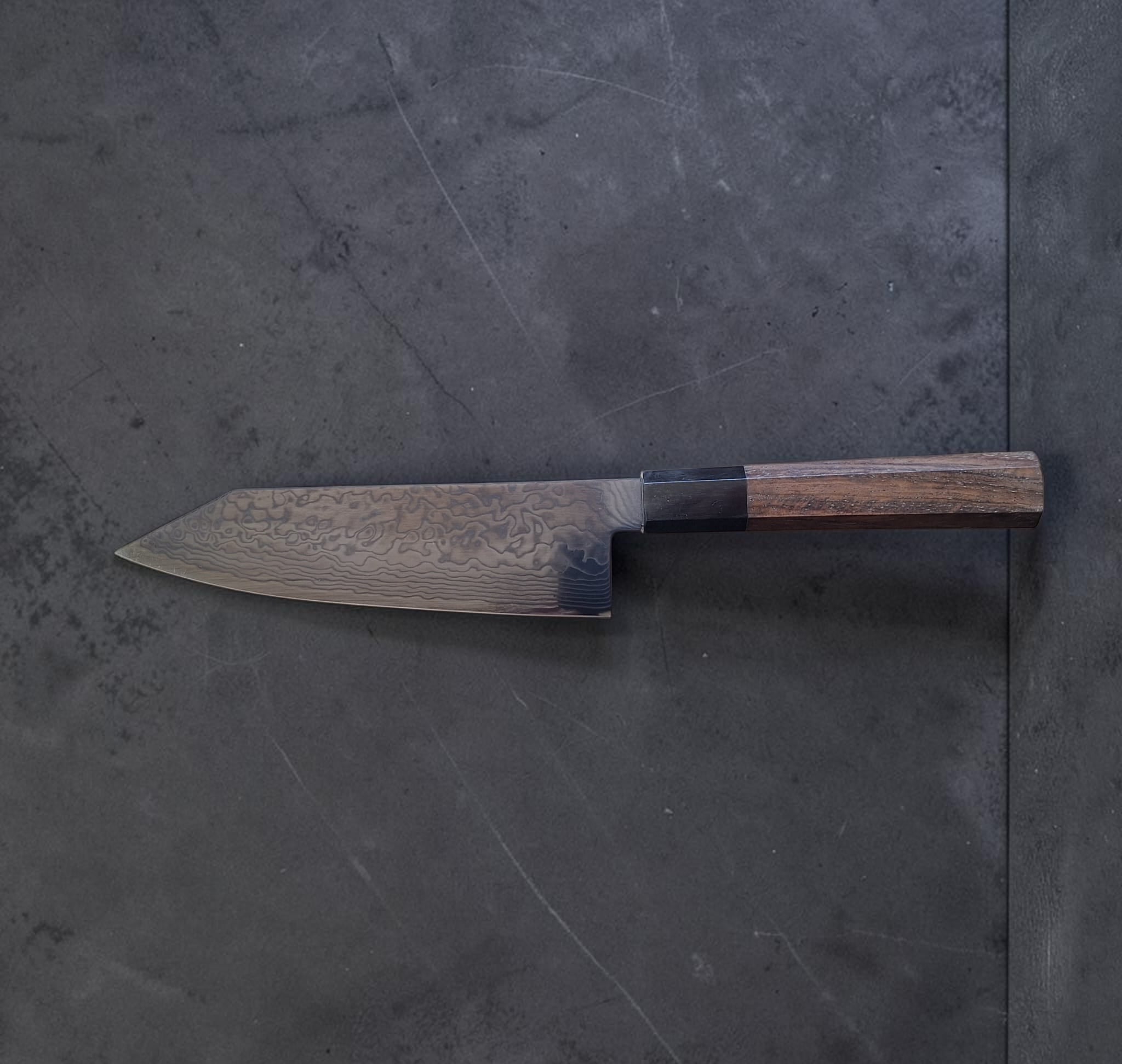 Hatsukokoro Ryuhyo black SG2 Damascus Bunka 180mm with walnut handle, full side profile