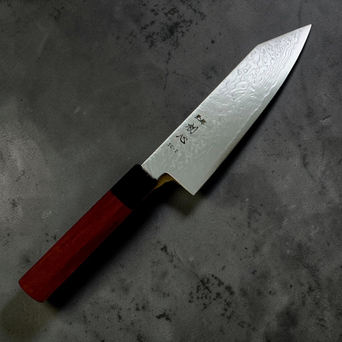 Hatsukokoro Ryuhyo SG2 Migaki Damascus Bunka with rosewood and ebony handle