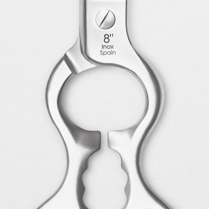 IOXIO Multi Cut Satin Finish kitchen scissors handle and integrated opener detail