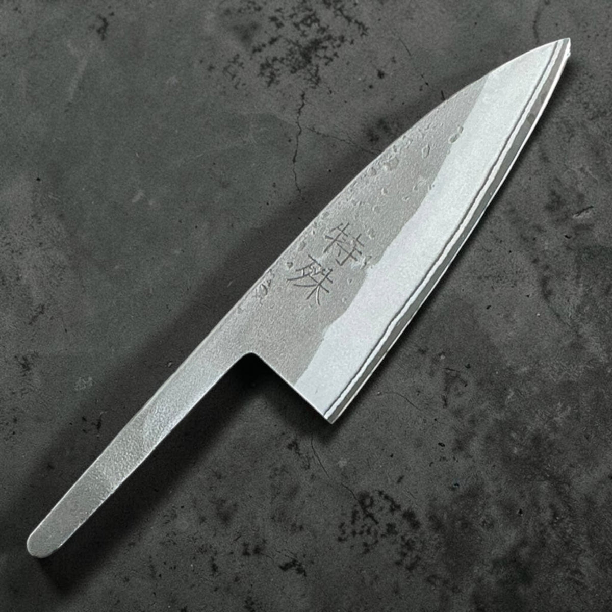 Tokushu Knife stainless clad Blue No. 2 Nashiji 105 mm, alleen lemmet, vooraanzicht #handle_blade only