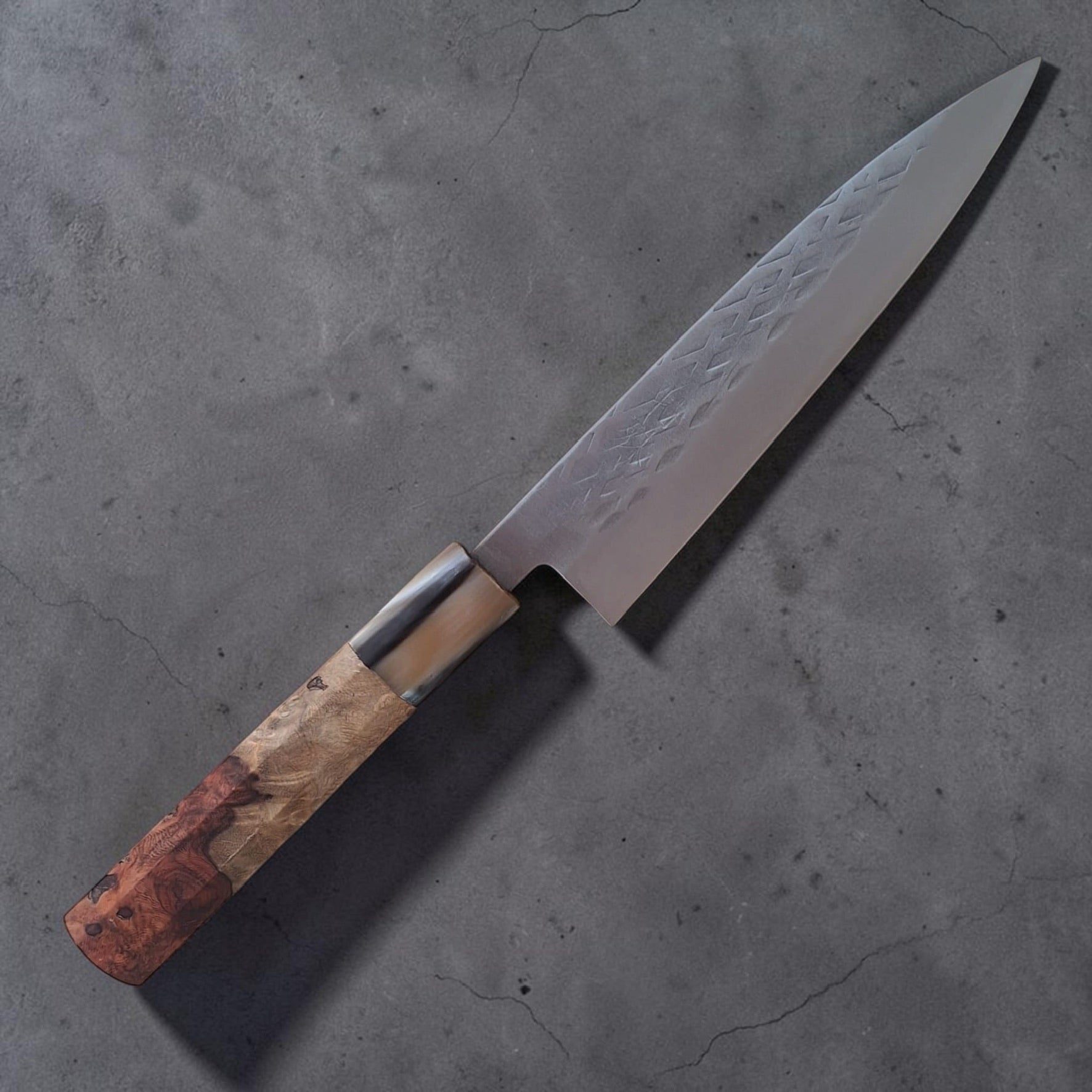 Tokushu Knife Hammertone SLD Hiraki Petty 165mm with amboyna burl handle, reverse angled view