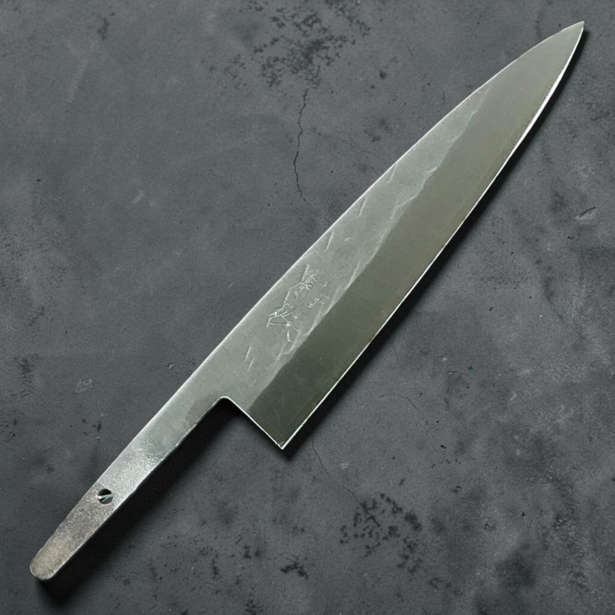 Tokushu Knife Hammertone SLD Petty 135mm, alleen lemmet, lemmet en angel aan de zijde met gravure #handle_blade only
