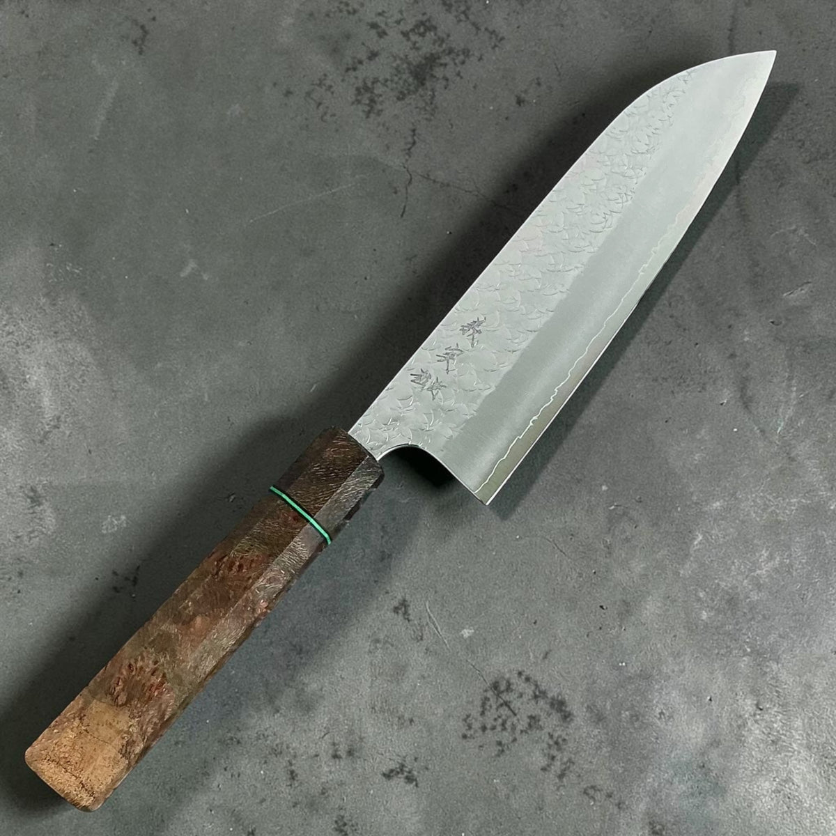 Yoshimi Kato SG2 Minamo Santoku 165 mm, Prisma Verde, front view #handle_prisma verde