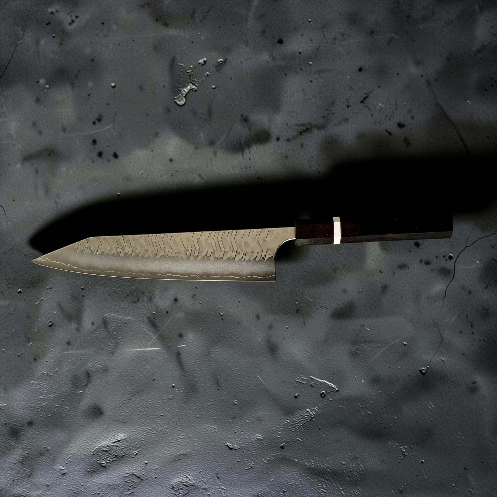 Volledig profiel van de Yoshimi Kato SG2 V-Tsuchime 240mm kiritsuke gyuto